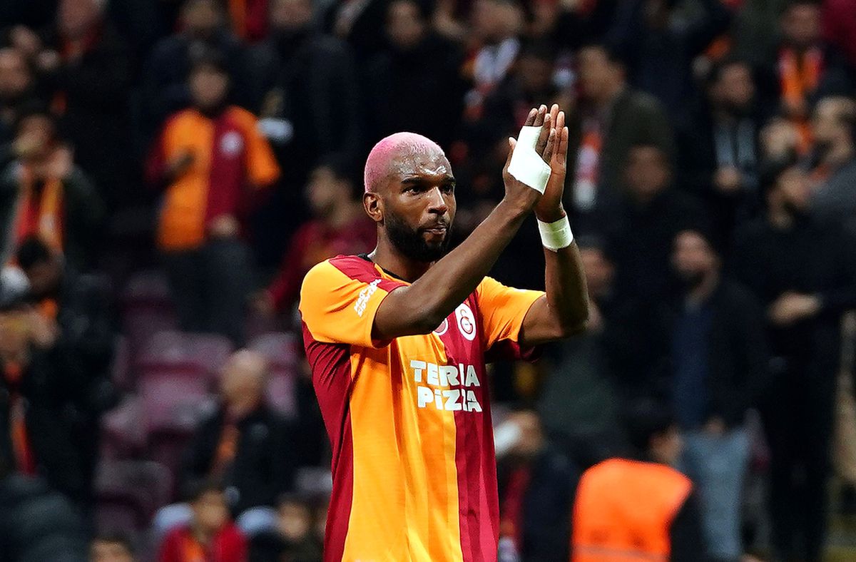 Ryan Babel, Instagram'dan Galatasaray'ı sildi