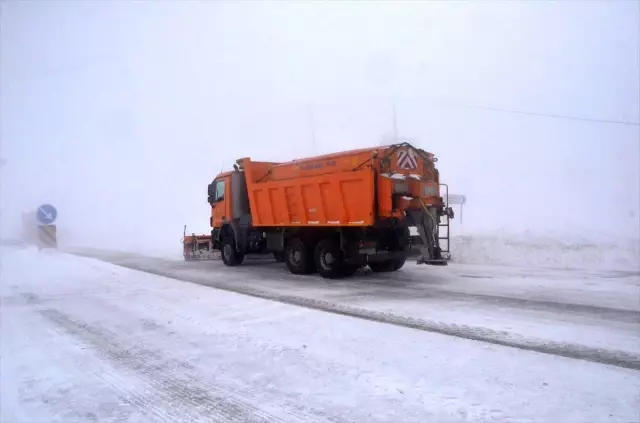 Sertavul Geçidi'nde ulaşım kontrollü sağlanıyor