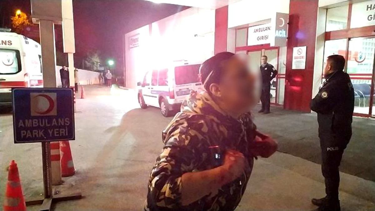 'Sevgilim bana büyü yaptı' diyen kadın kendine bıçakla zarar verdi