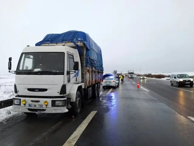 Bolu'da TEM Otoyolu'nda kaza: 1 ölü Bolu'da TEM Otoyolu'nda kaza: 1 ölü