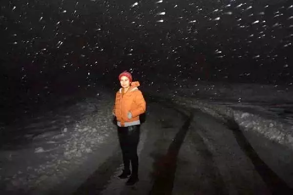 İzmir'in Kiraz ilçesinde kar yağışı İzmir'in Kiraz ilçesinde kar yağışı