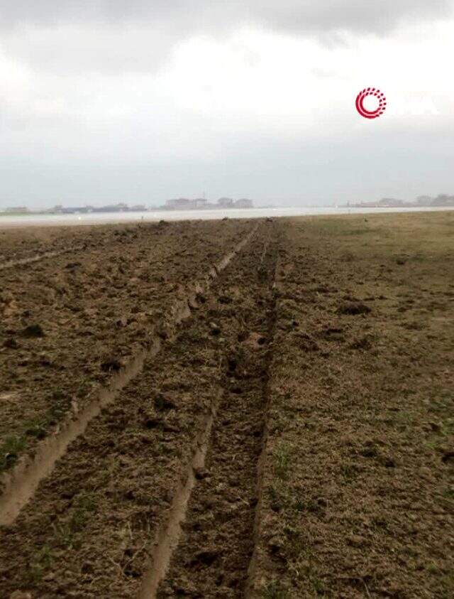 Sabiha Gökçen'de uçağın pistten çıkma anı kamerada
