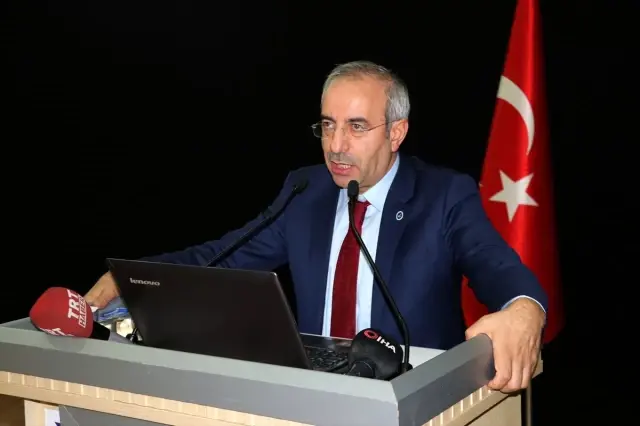 Van Yüzüncü Yıl Üniversitesinde sanal herbaryum açıldı Van Yüzüncü Yıl Üniversitesinde sanal herbaryum açıldı