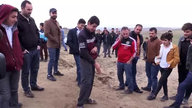 ABD'nin Irak'taki üssünün balistik füzelerle vurulması - Füze parçalarının düştüğü bölge (3) ABD'nin Irak'taki üssünün balistik füzelerle vurulması - Füze parçalarının düştüğü bölge (3)