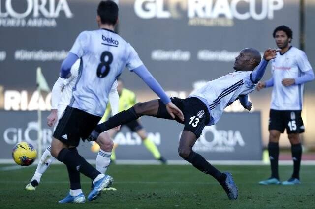 Beşiktaş, hazırlık maçında Mezokövesd-Zsory'yi 2-0 yendi