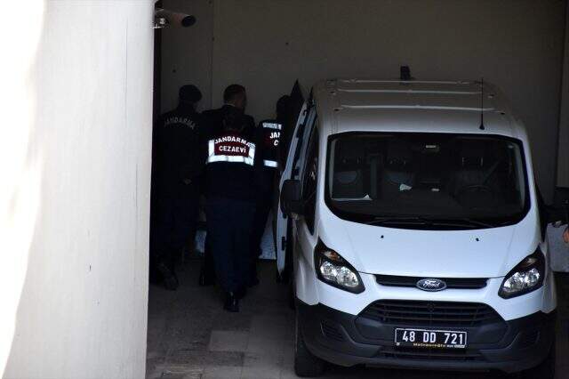 Cinayet davası sanığından 'Ayağım takıldı' savunması