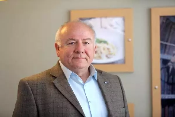 Prof. Dr. Aybar: Türkiye mesafeli durmayı seçecek Prof. Dr. Aybar: Türkiye mesafeli durmayı seçecek