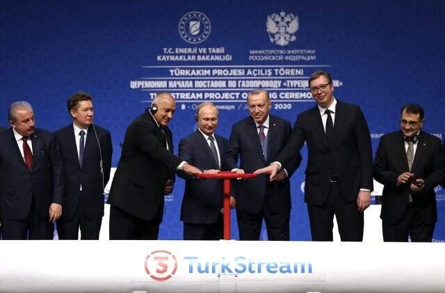 Son Dakika: Rus gazını Türkiye üzerinden Avrupa'ya taşıyacak olan TürkAkım'da vanalar açılıyor