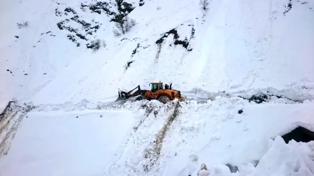 Adıyaman'da köy yollar ulaşıma açıldı