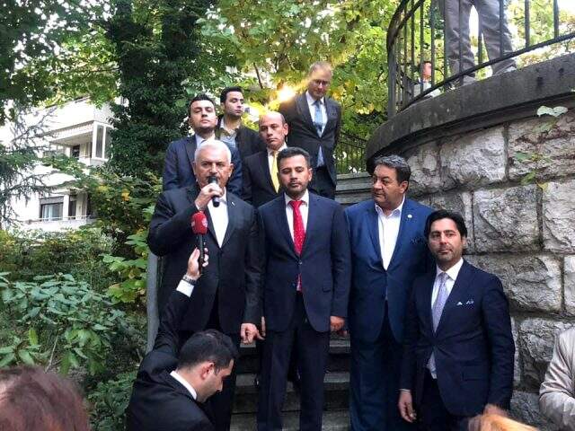 Bir Türk'ün iş yerlerini hedef alan PKK yandaşları, 'yanlış' adresi kundakladı!