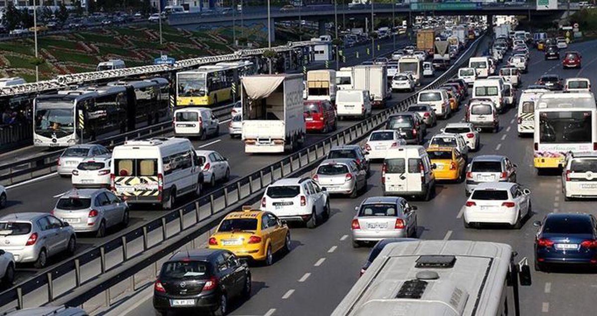 Geç gelen trafik cezaları sürücüleri mağdur etti! Borçlarını ödeyemeyenler, araçlarını satmak zorunda kaldı