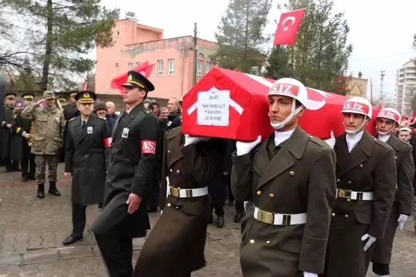Şehit Uzman Onbaşı Akbulut, Mardin'de son yolculuğuna uğurlandı