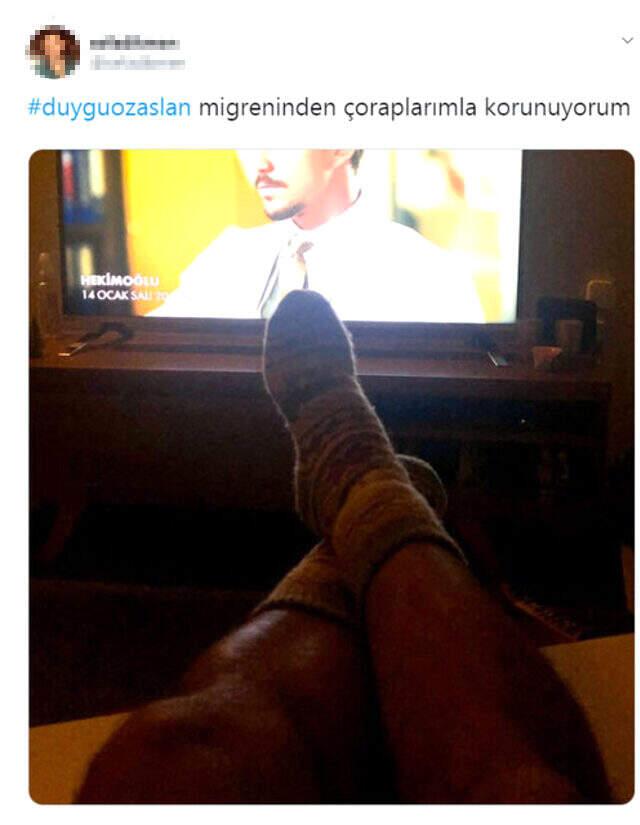 Sosyal medya kullanıcılar, migrenim tuttu diyerek bacaklarını gösteren fenomen Duygu Özaslan'ı tiye aldı