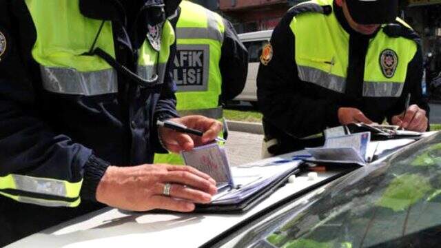 Drift yapan 5 sürücüye 30 bin 705 lira ceza kesildi