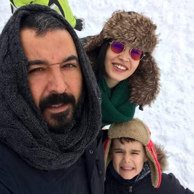 Ecem Özkaya ile boşanan oyuncu Mustafa Üstündağ Mekke'ye gitti