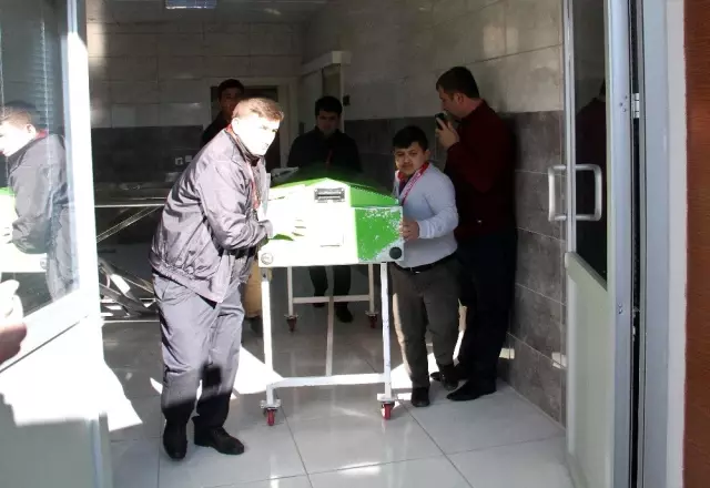 Hayvanlarını selden kurtarırken kalbi durdu, acı haber geldi Hayvanlarını selden kurtarırken kalbi durdu, acı haber geldi