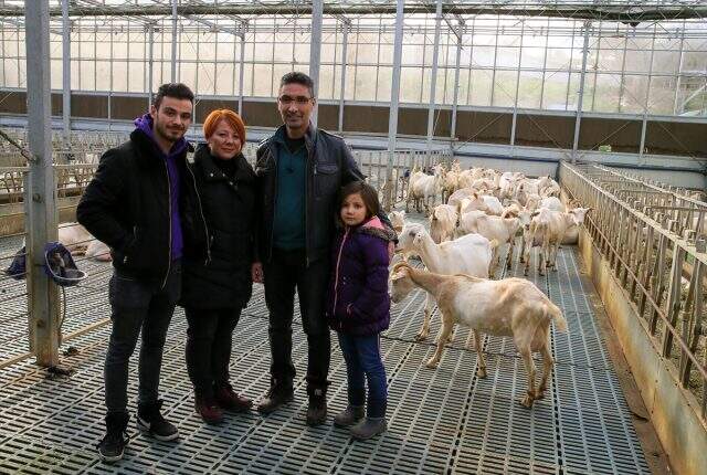 Kızı süt içsin diye kurduğu çiftlikle zincir marketlere girdi