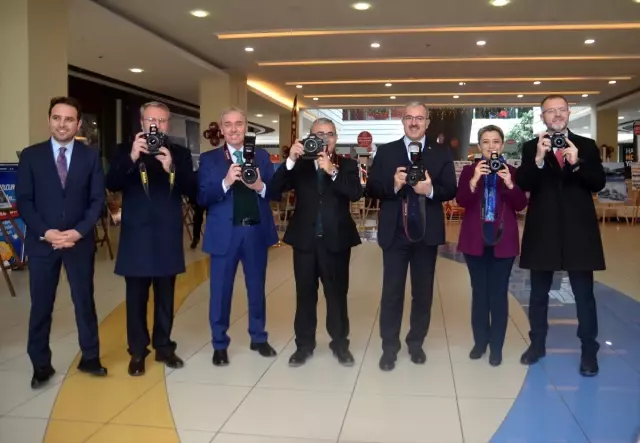 'Manşetlerle ve Fotoğraflarla Kütahya' fotoğraf sergisi 'Manşetlerle ve Fotoğraflarla Kütahya' fotoğraf sergisi