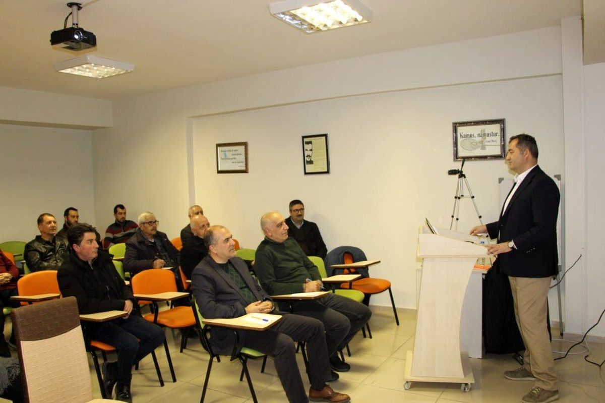 Prof. Dr. Ali Kandemir, Erzincan ve çevresindeki endemik bitkileri anlattı