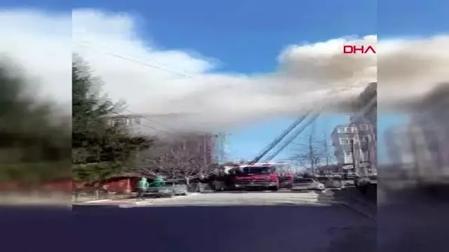 Silivri'de çatı yangını