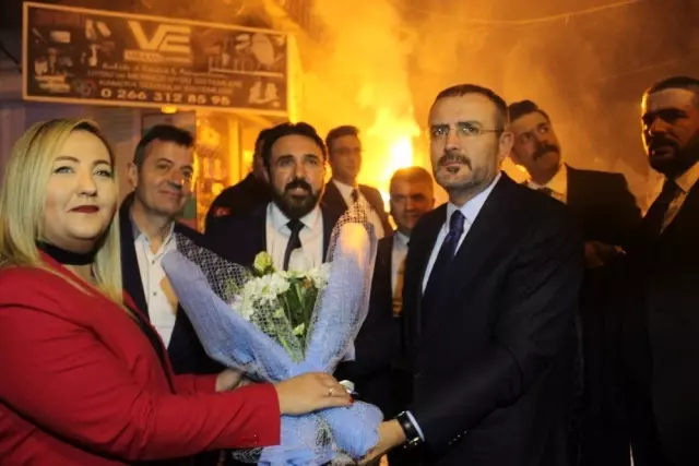 AK Parti Genel Başkan Yardımcısı Ünal Ayvalık'ta AK Parti Genel Başkan Yardımcısı Ünal Ayvalık'ta