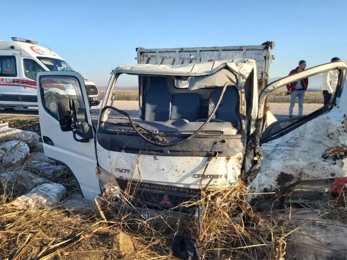 Balıkesir'de trafik kazası: 1 ölü, 3 yaralı - Haberler