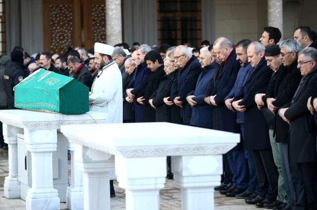 Erdoğan'ın omuz verdiği cenazenin kime ait olduğu ortaya çıktı