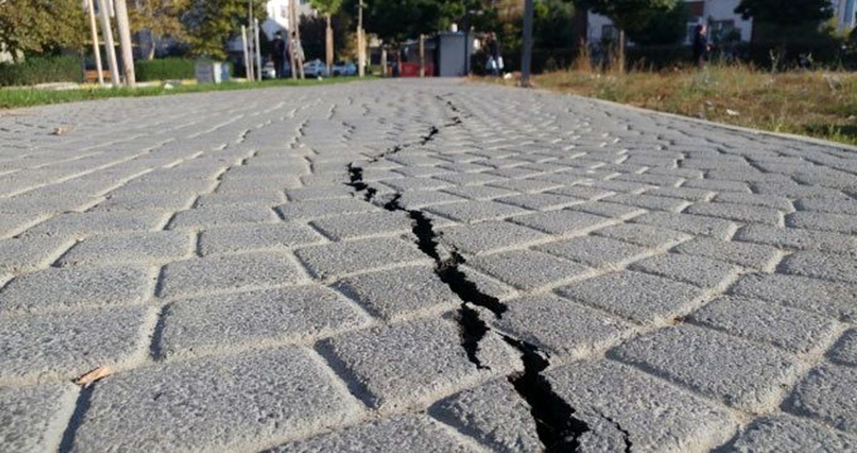 İstanbul'da hissedilen 4,7 büyüklüğündeki depremin ardından uzmanlardan ilk yorum geldi