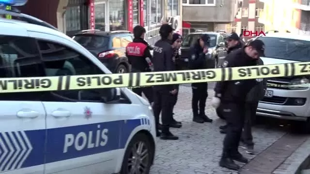 Kağıthane'de kavgada araya giren komşu kadın silah kabzasıyla yaralandı Kağıthane'de kavgada araya giren komşu kadın silah kabzasıyla yaralandı