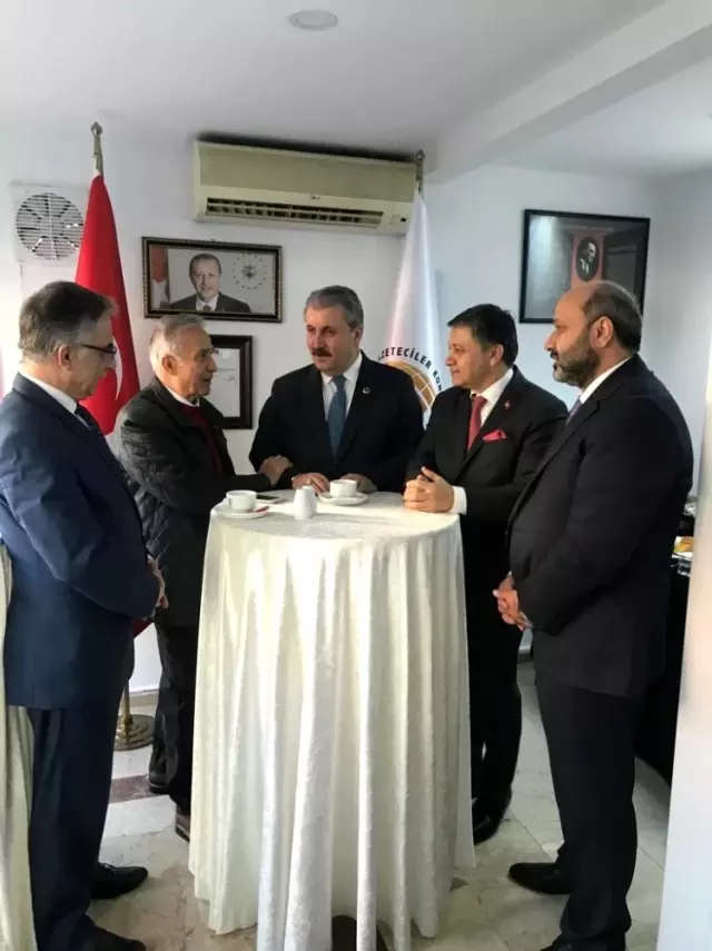 KGK'nın '10 Ocak Resepsiyonu'na ziyaretçi akını KGK'nın '10 Ocak Resepsiyonu'na ziyaretçi akını