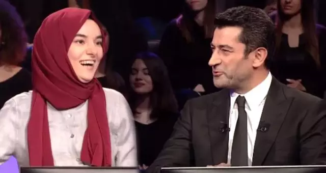Kim Milyoner Olmak İster'de bir ilk! Ümmü Gülsüm Genç yarışmaya damga vurdu Kim Milyoner Olmak İster'de bir ilk! Ümmü Gülsüm Genç yarışmaya damga vurdu