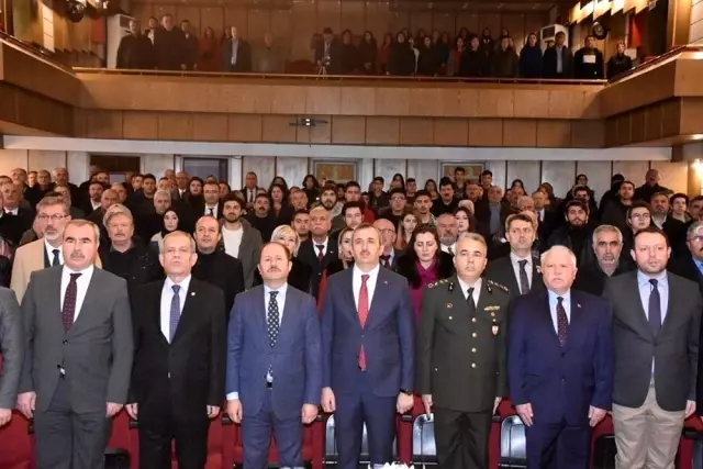 Kırıkkale'de 'Geçmişten Günümüze Kırıkkale Basını' programı Kırıkkale'de 'Geçmişten Günümüze Kırıkkale Basını' programı