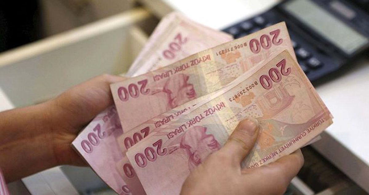 Memur emeklilerine 3 aylık fark olarak en az 416 lira yatırılacak