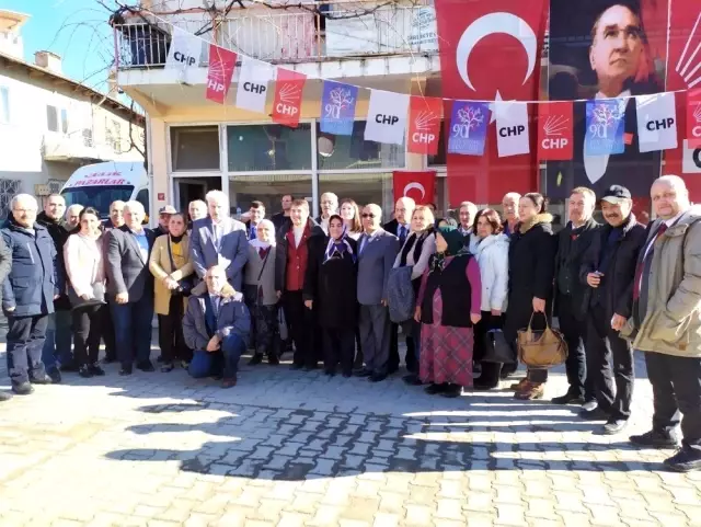 Pazarlar CHP'de Salih Çetinkaya tekrar seçildi Pazarlar CHP'de Salih Çetinkaya tekrar seçildi