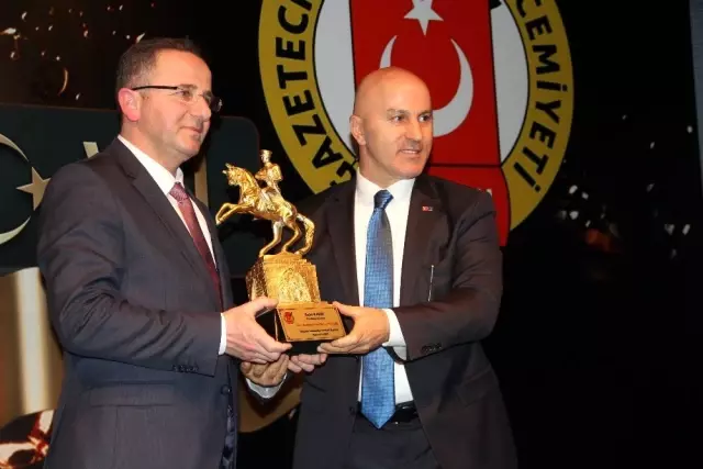 Samsun'da 100. yıl ödülleri Samsun'da 100. yıl ödülleri