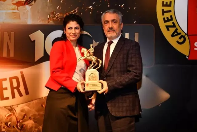 Samsun'da 100. yıl ödülleri