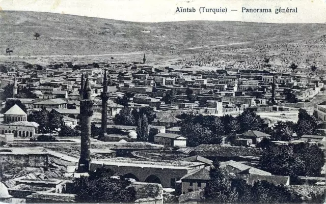 Savunma Dönemi Antep Kartpostalları sergisine ilgi Savunma Dönemi Antep Kartpostalları sergisine ilgi