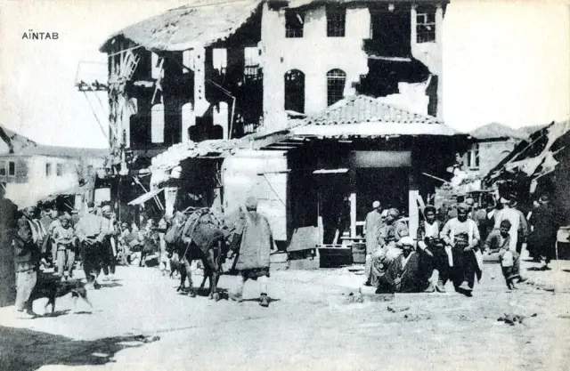 Savunma Dönemi Antep Kartpostalları sergisine ilgi Savunma Dönemi Antep Kartpostalları sergisine ilgi