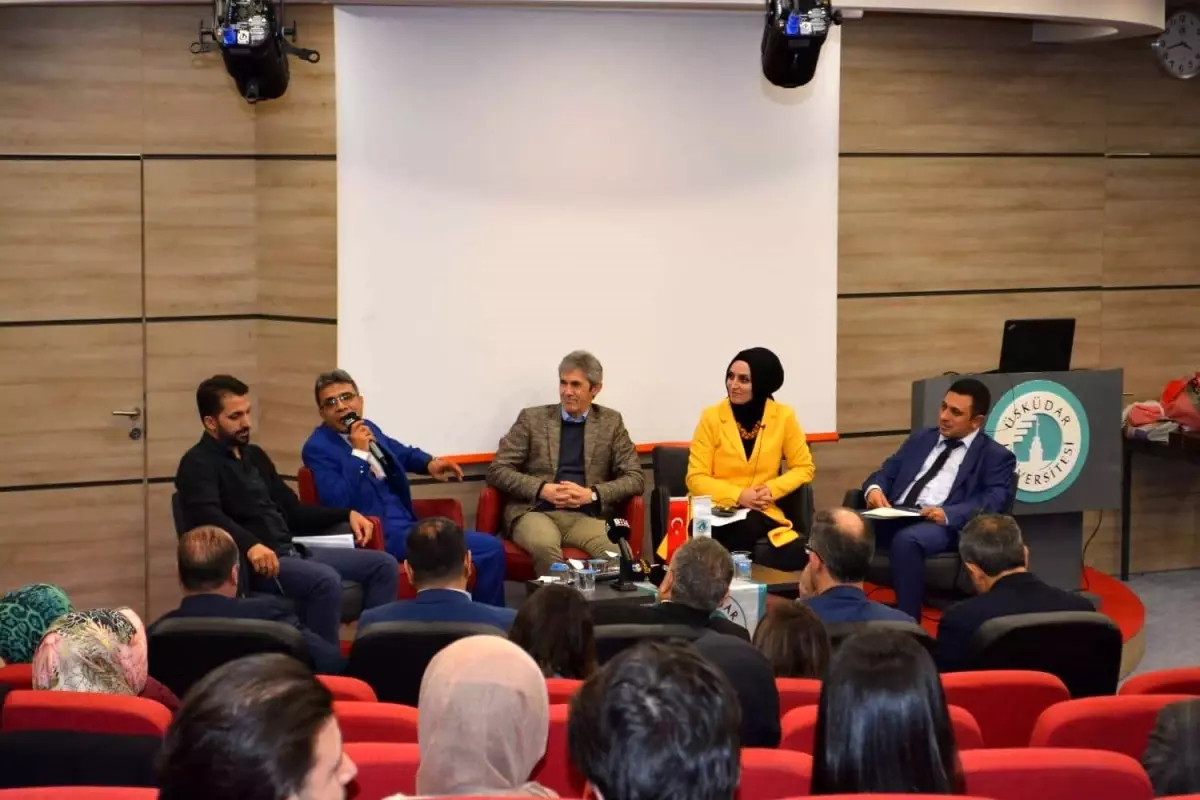 UİGAD Akademi'de internet medyasının sorunları ele alındı