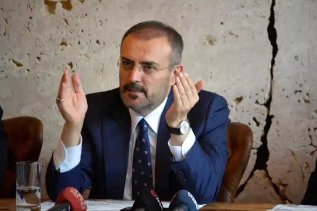 AK Partili Ünal: '10 yıllık basın emekçisiyle 10 günlük sosyal medya paylaşımcısı aynı kefeye... AK Partili Ünal: '10 yıllık basın emekçisiyle 10 günlük sosyal medya paylaşımcısı aynı kefeye...