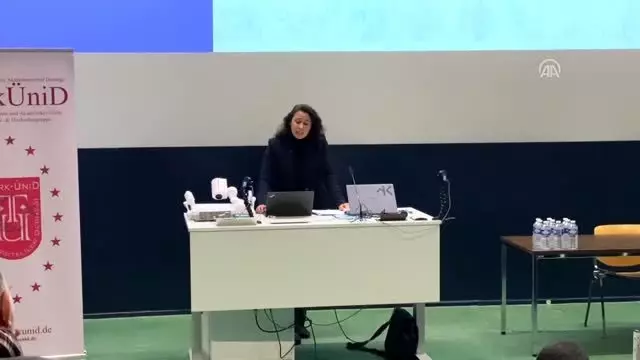 Almanya'da 'Yükselen Irkçılık ve Ayrımcılık Karşısında Sorumluluklarımız' paneli Almanya'da 'Yükselen Irkçılık ve Ayrımcılık Karşısında Sorumluluklarımız' paneli