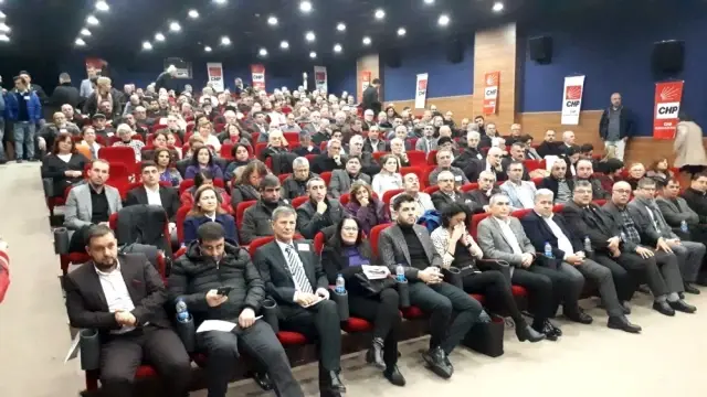 CHP Aliağa İlçe Başkanlığı'na Özlem Şan Oğuzhan Seçildi CHP Aliağa İlçe Başkanlığı'na Özlem Şan Oğuzhan Seçildi