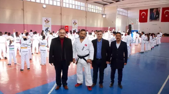 Çubuk'ta 'Kyokushin Kata & Kumite Gelişim Semineri'