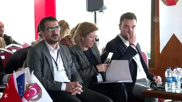 Gazeteciler Cemiyetinden 'Demokrasi için Medya, Medya için Demokrasi' konferansı Gazeteciler Cemiyetinden 'Demokrasi için Medya, Medya için Demokrasi' konferansı