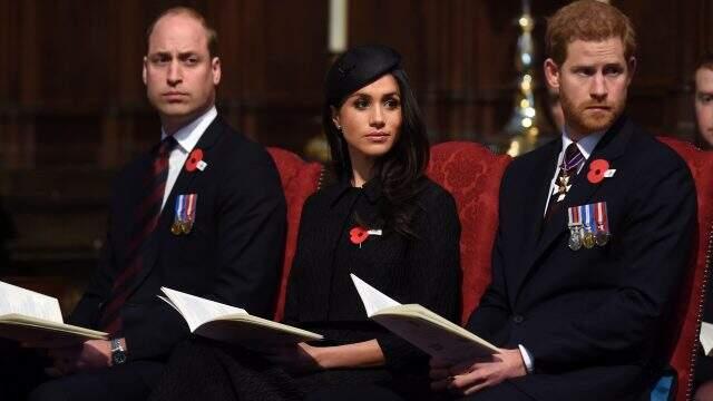Prens William, Harry ve Meghan Markle'nın ayrılık kararı sonrası konuştu: Kanat germeye devam etmeyeceğim