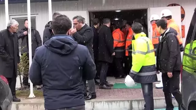 Sanayi ve Teknoloji Bakanı Mustafa Varank, yeni Zigana Tüneli inşaatını gezdi