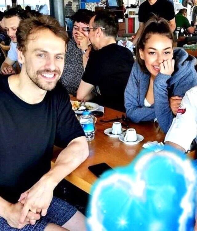 Atiye'nin oyuncusu Metin Akdülger ile Dilan Çiçek Deniz aşk yaşamaya başladı