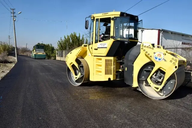 Büyükşehir, asfaltlama çalışmalarını aralıksız sürdürüyor