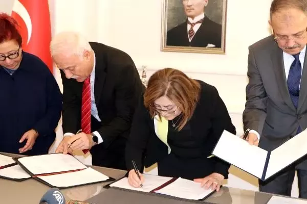Gaziantep Büyükşehir Belediyesi ile 4 üniversite arasında protokol