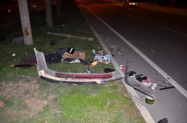 Kahramanmaraş'ta refüje çarpan otomobilin sürücüsü yaralandı